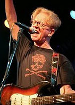 Larry Kirwan